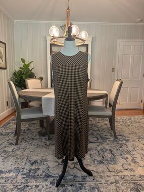 Sleeveless Midi Shift Dress in Brown and Khaki Checked